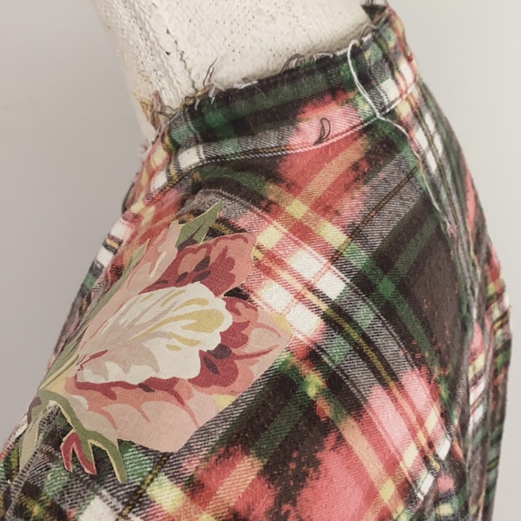 Upcycled and tie dyed flannel vest Size M - Picture 5 of 8